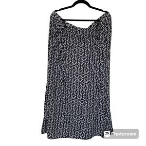 CATO Women’s PLUS Maxi Skirt Black & White Geometric‎ Elastic Waist SIZE 22/24W